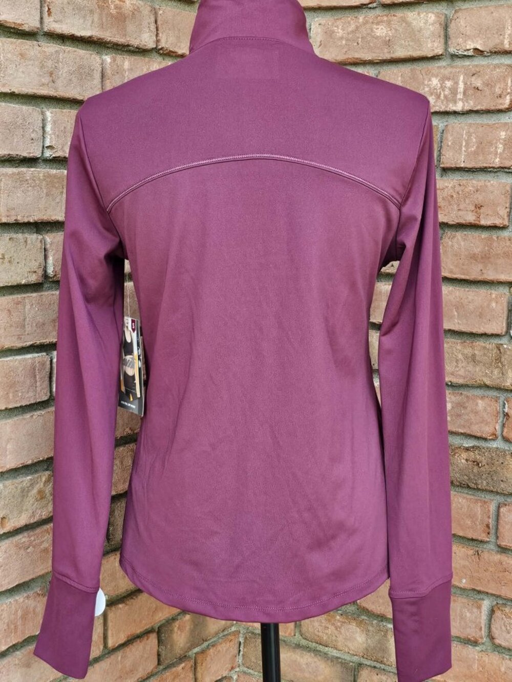 Avia Brand Performance Zip-Up Jacket. Mulberry Wine Color. Size Small. NWT - Picture 5 of 10